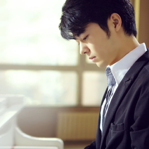 东北丰满熟女哺乳挤奶
